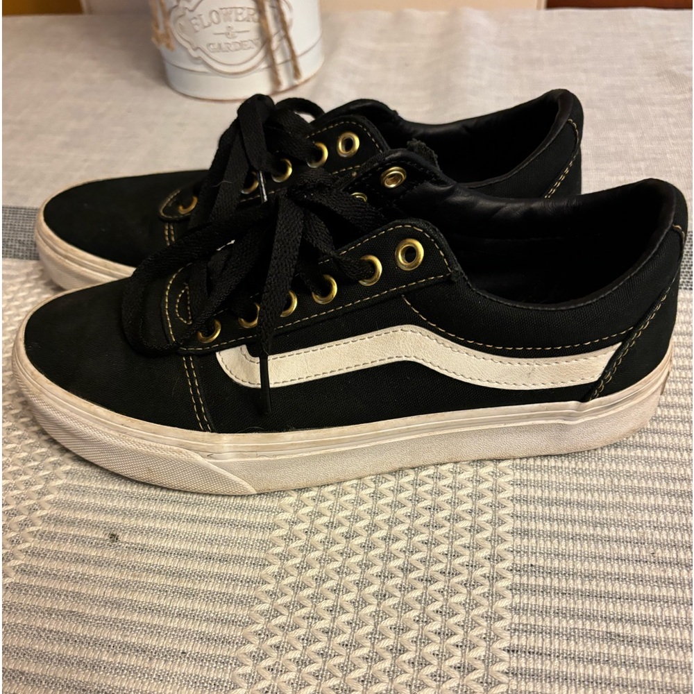 Women’s vans